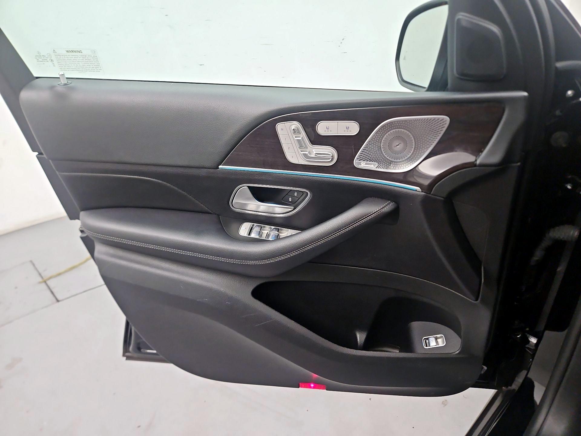 Thumbnail: 2020 Mercedes-Benz GLE - 10