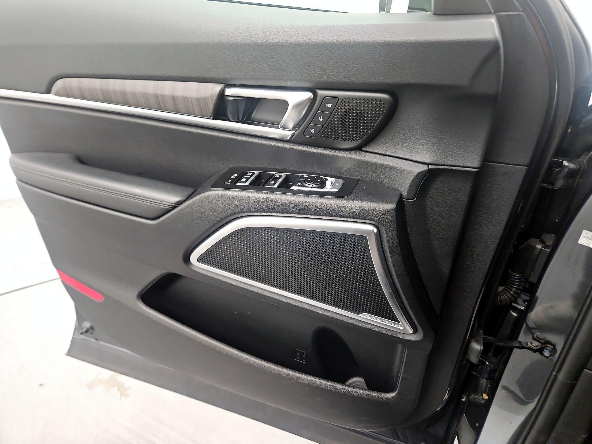 Thumbnail: 2024 Kia Telluride - 10