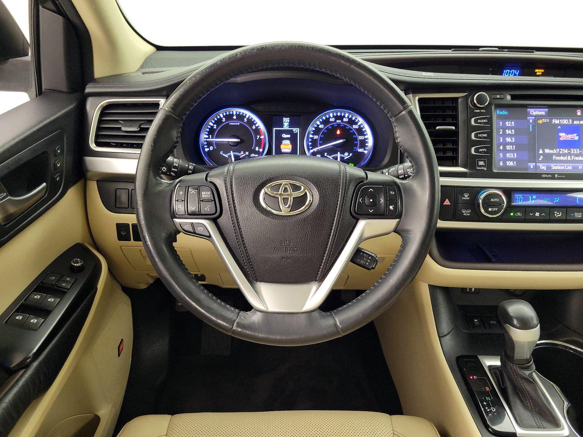Thumbnail: 2014 Toyota Highlander - 10