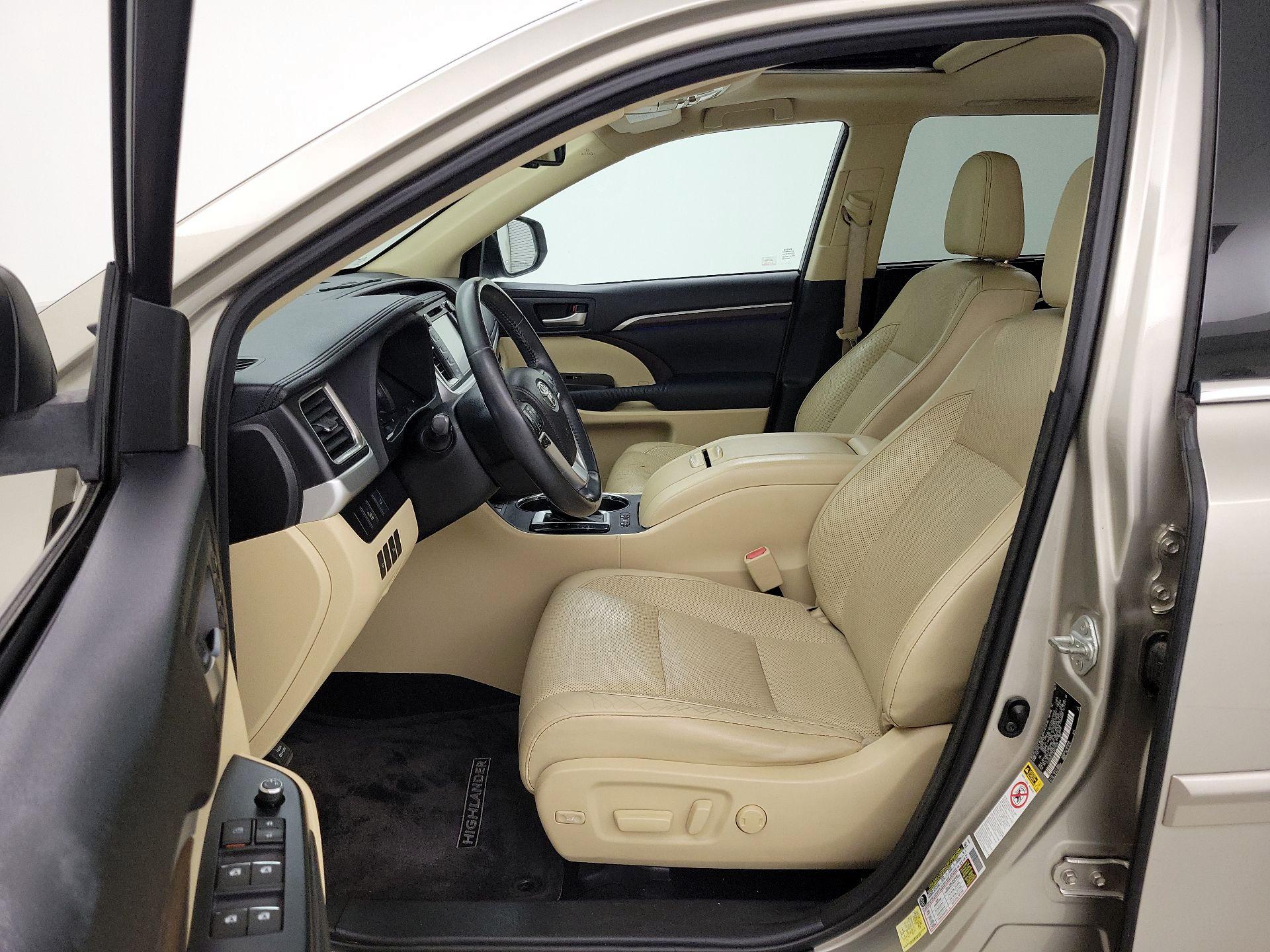 Thumbnail: 2014 Toyota Highlander - 11