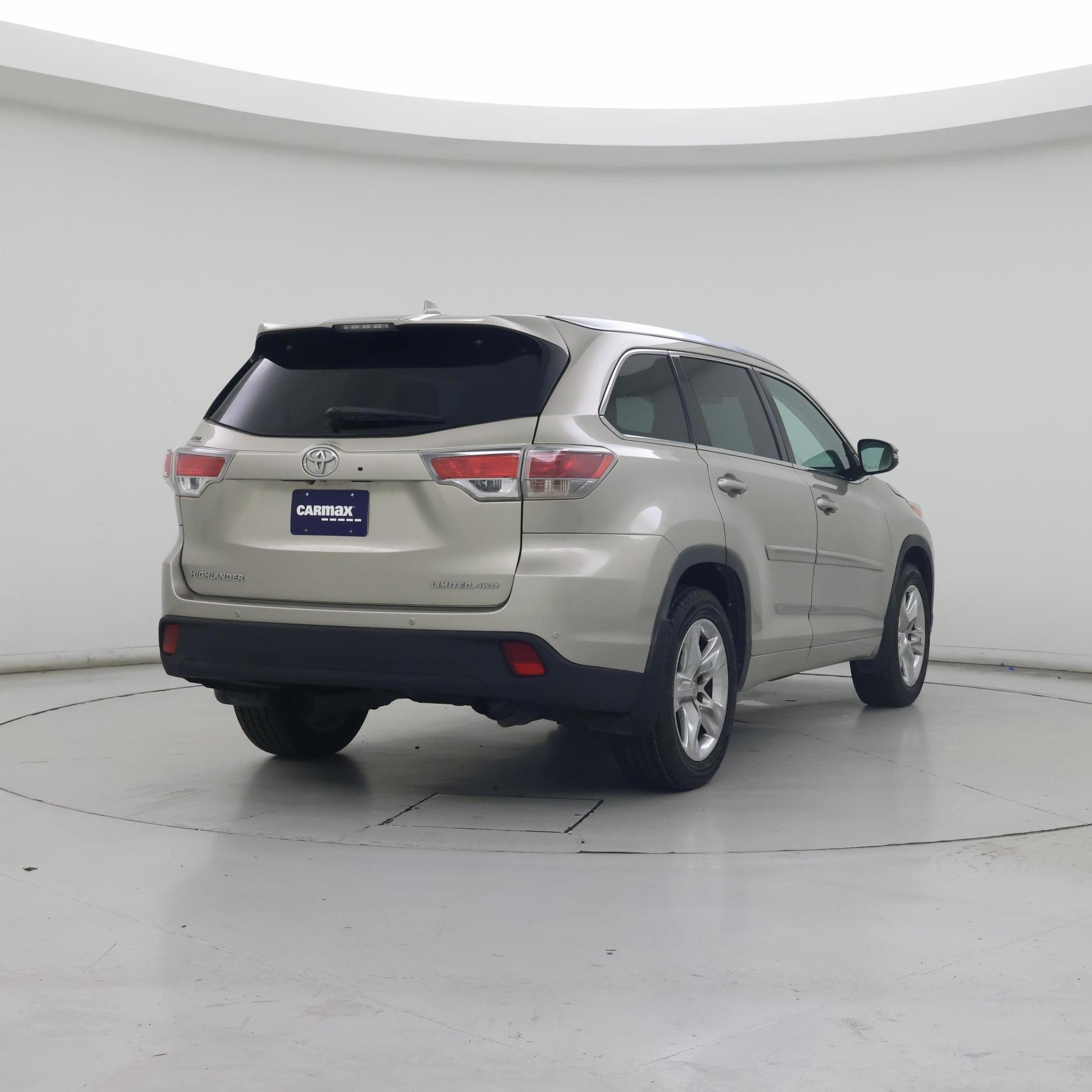 Thumbnail: 2014 Toyota Highlander - 8
