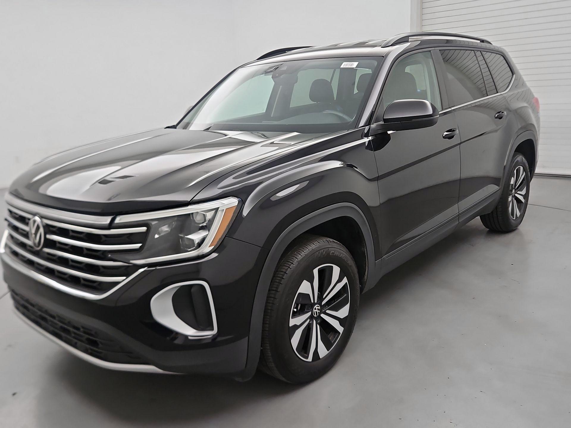 Thumbnail: 2024 Volkswagen Atlas - 3