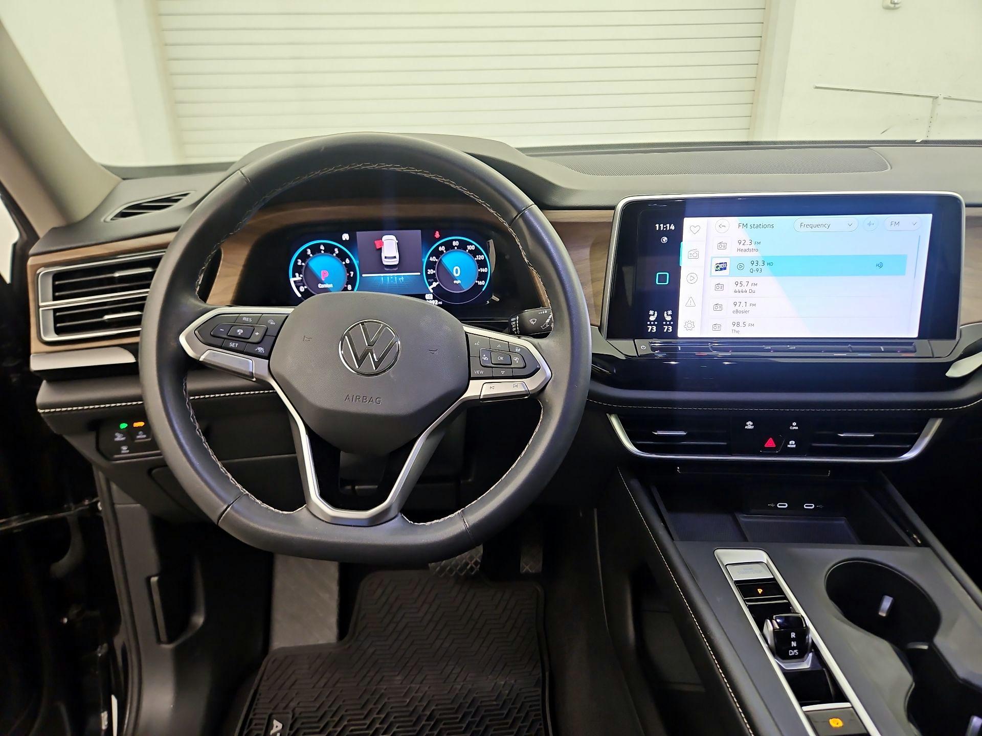 Thumbnail: 2024 Volkswagen Atlas - 8