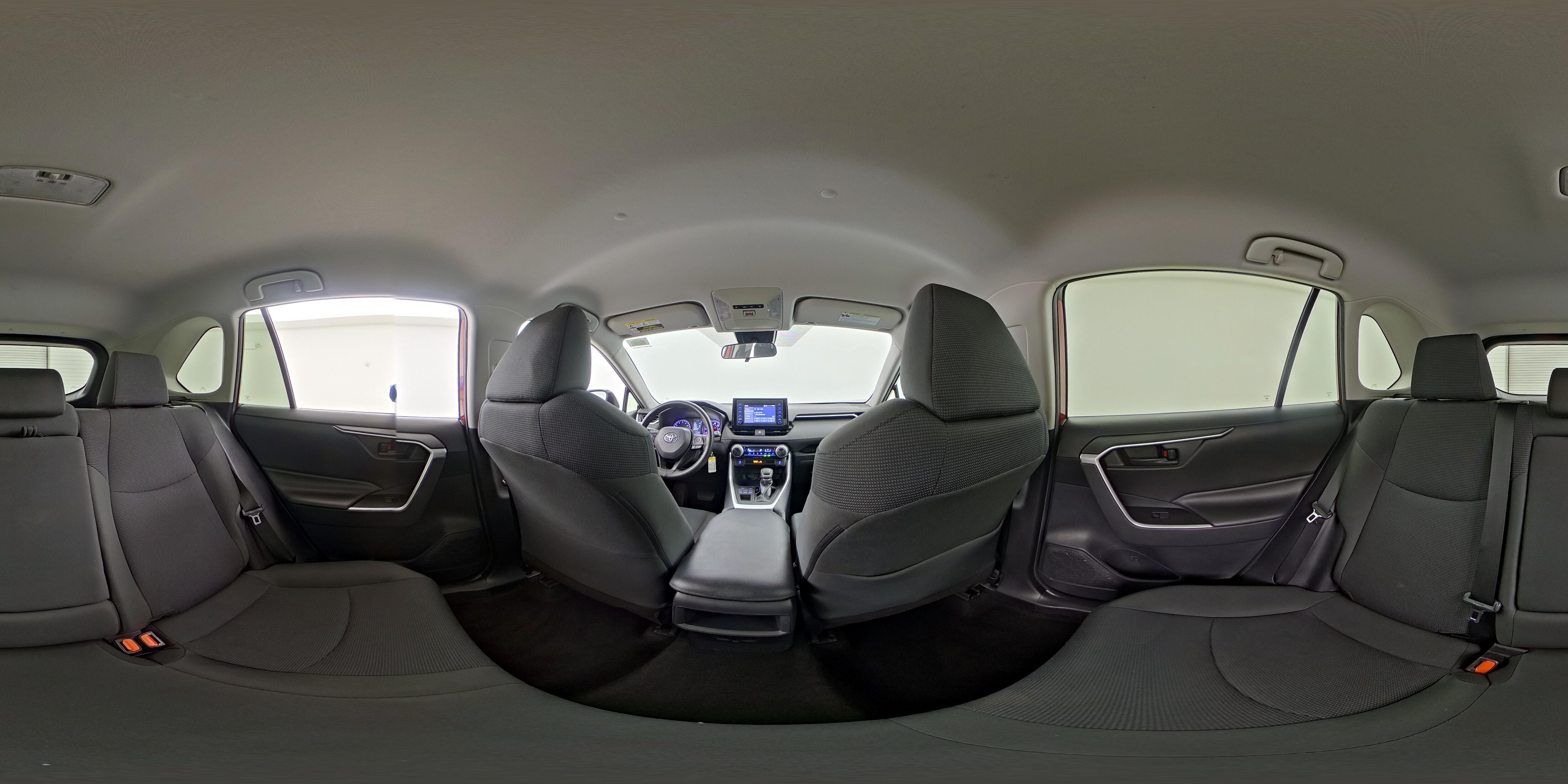 2019 Toyota RAV4 LE - Photo 24