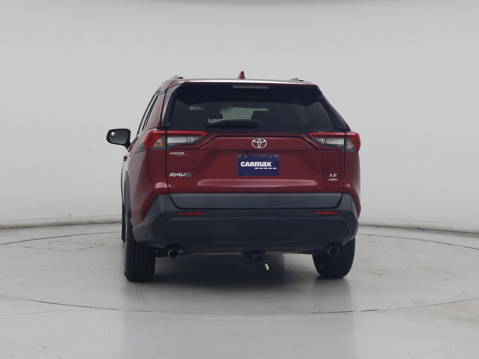 2019 Toyota RAV4 LE - Photo 7