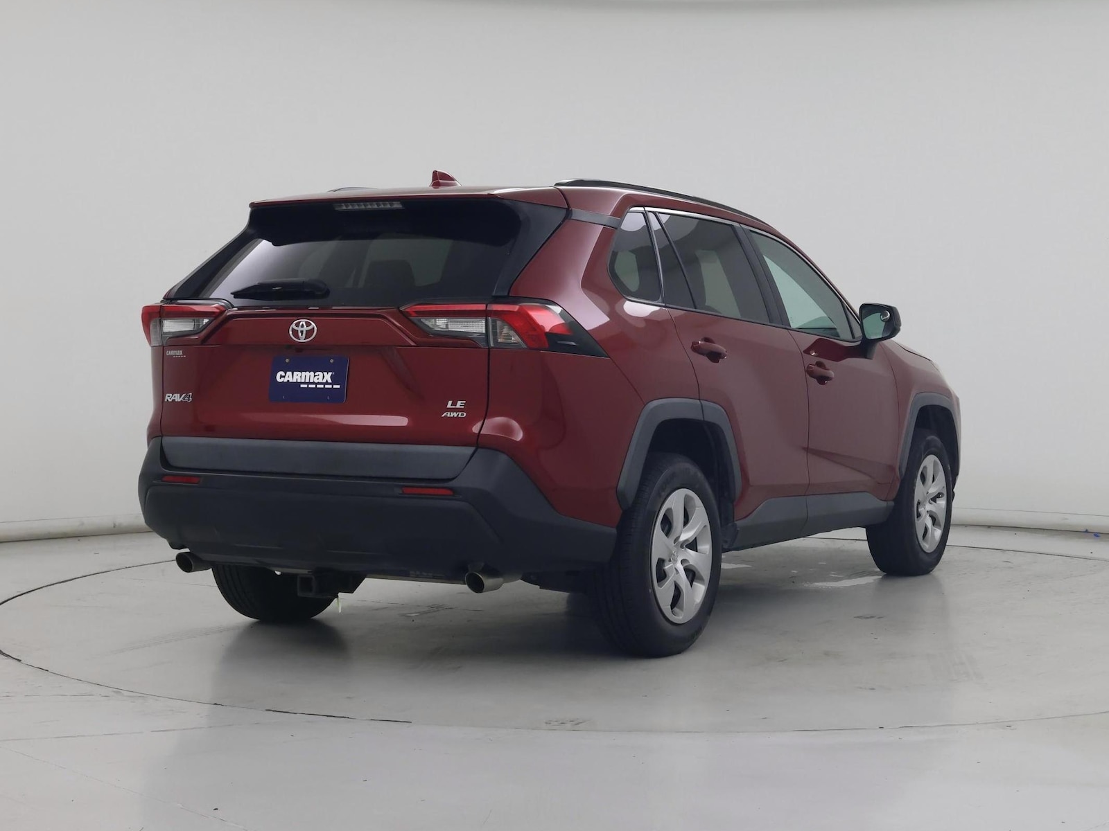 2019 Toyota RAV4 LE - Photo 9