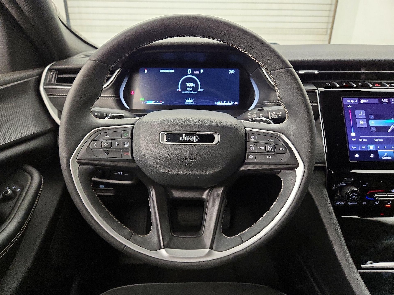 2024 Jeep Grand Cherokee Altitude - Photo 11