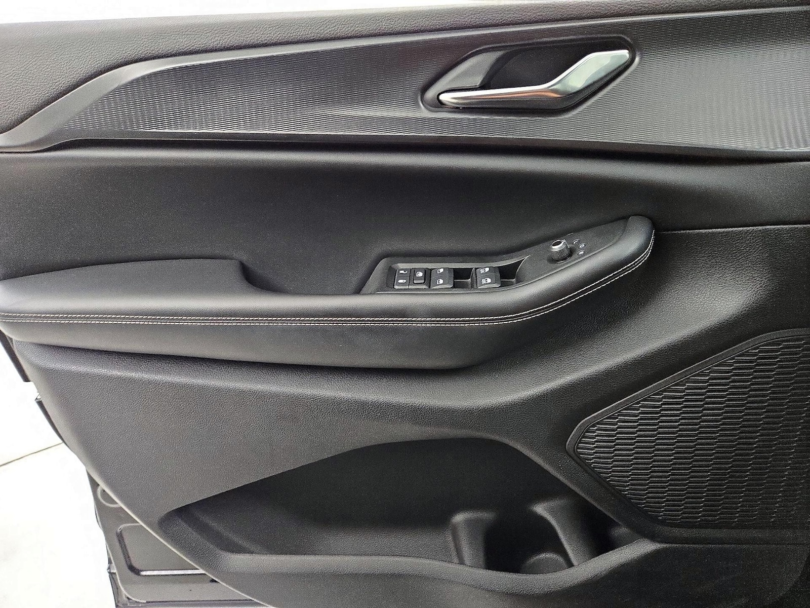 2024 Jeep Grand Cherokee Altitude - Photo 13