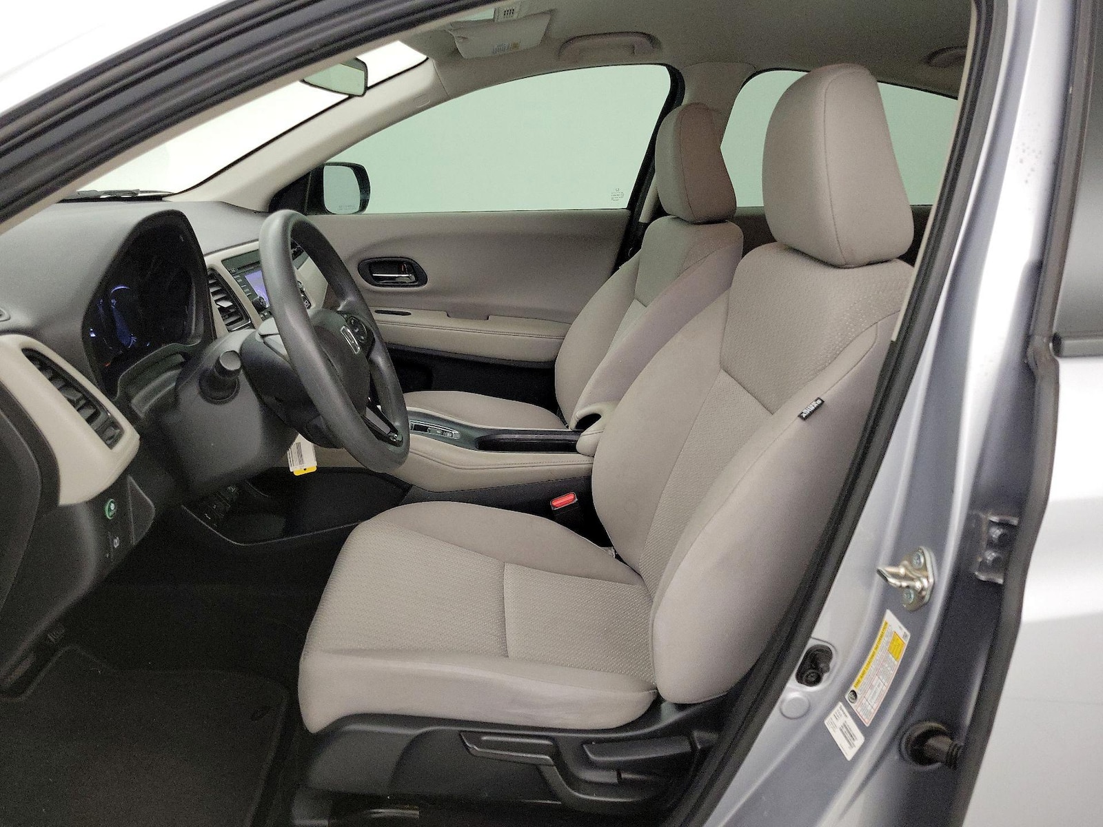 2018 Honda HR-V LX - Photo 12