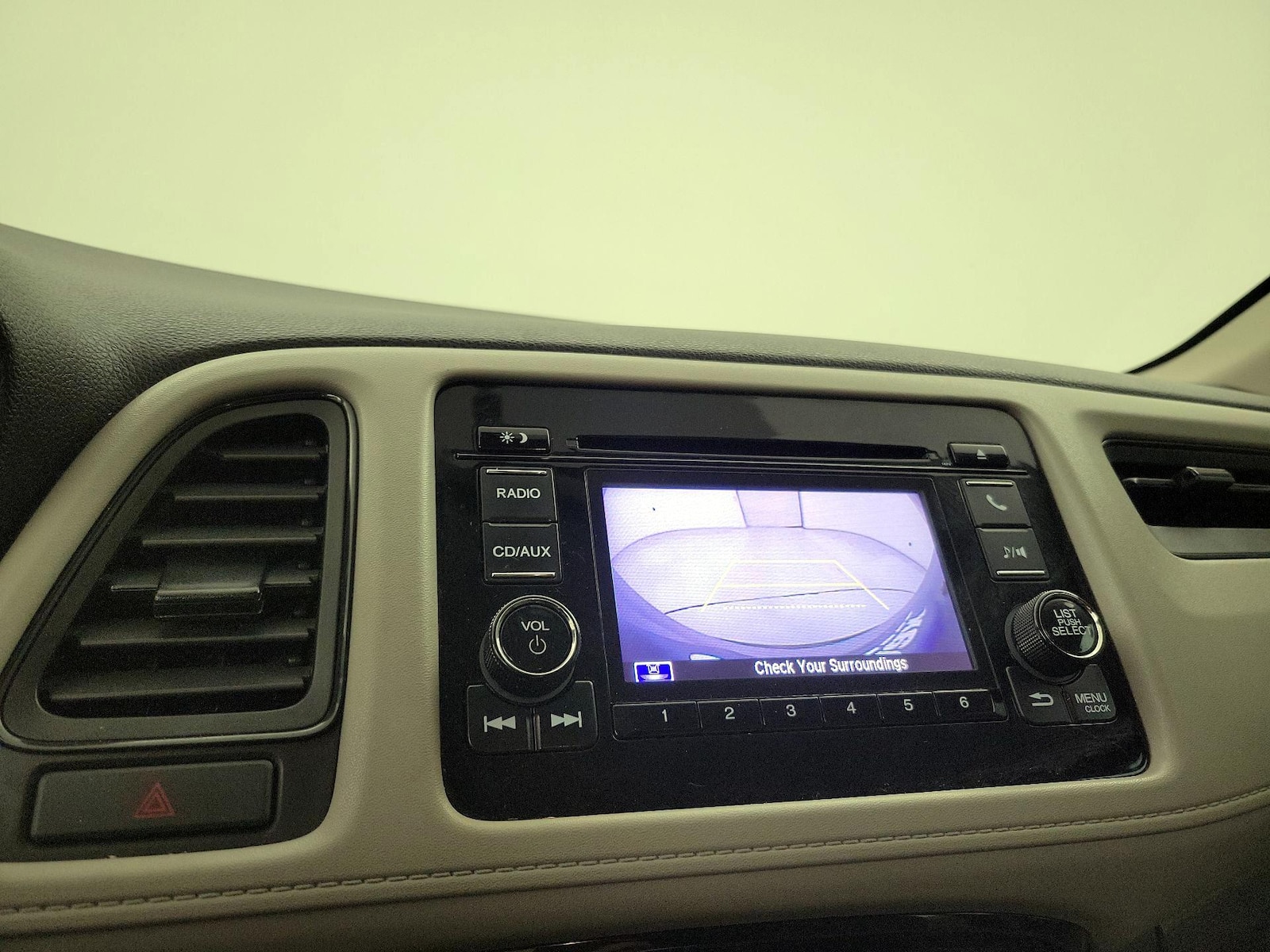 2018 Honda HR-V LX - Photo 15