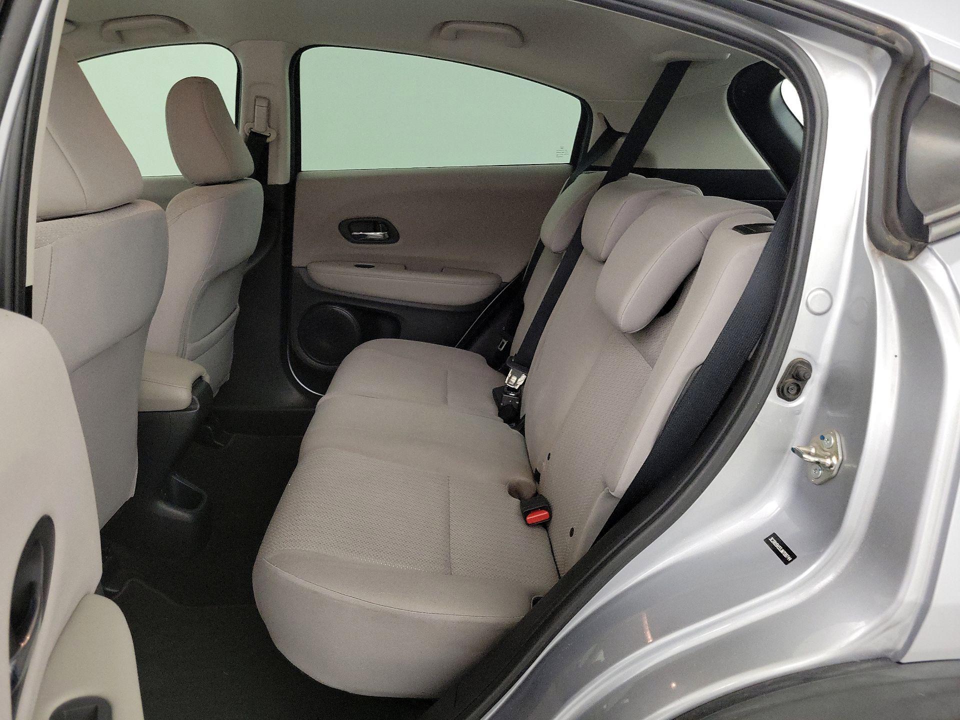 Thumbnail: 2018 Honda HR-V - 18