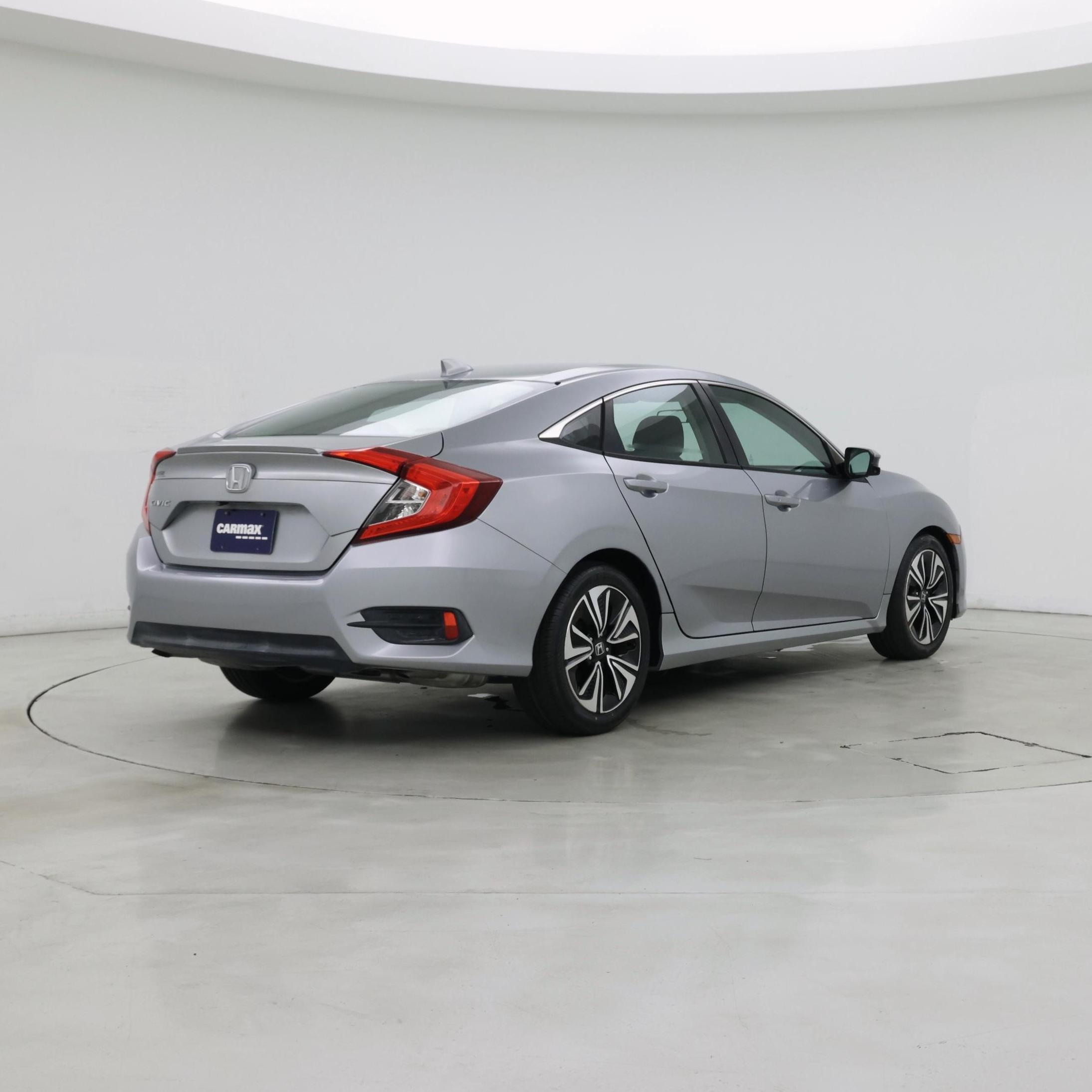 Thumbnail: 2016 Honda Civic - 8