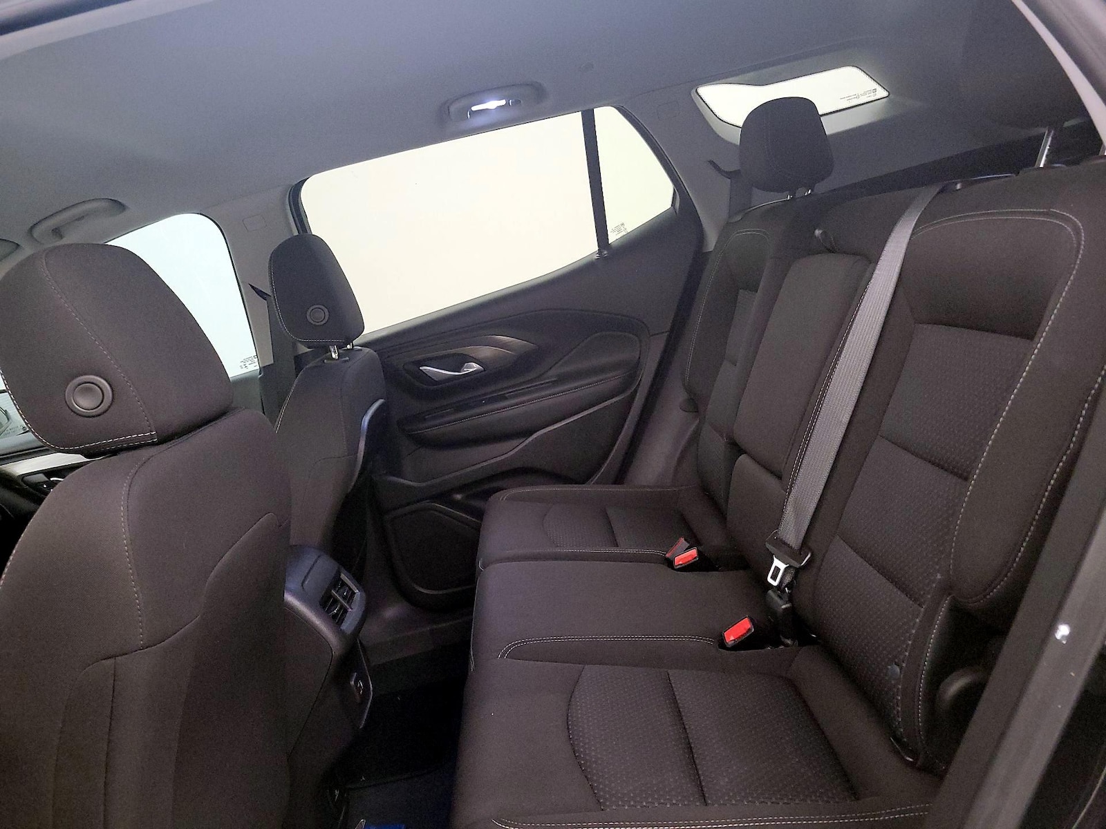 2024 GMC Terrain SLE - Photo 21