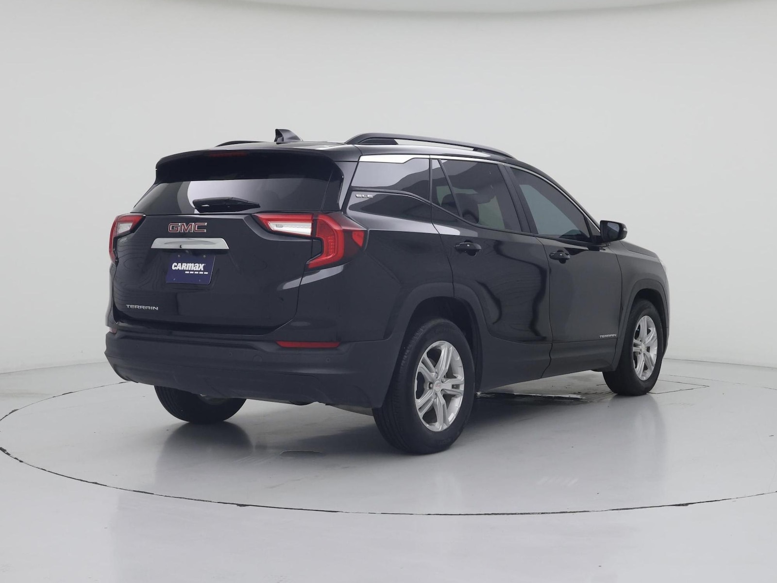 2024 GMC Terrain SLE - Photo 9
