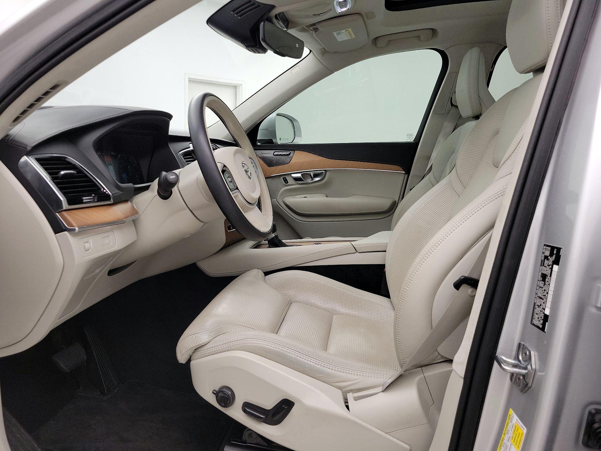 Thumbnail: 2019 Volvo XC90 - 11