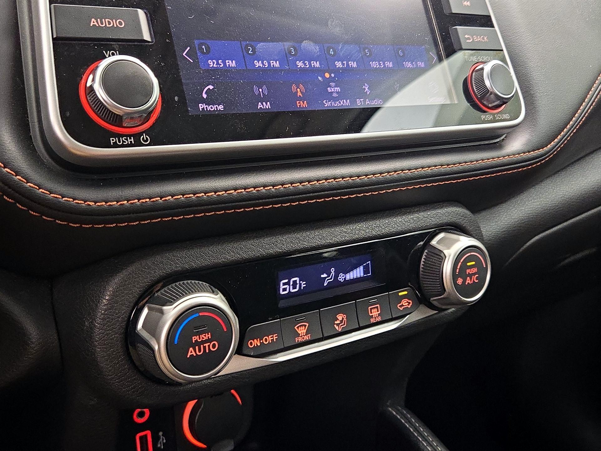 Thumbnail: 2019 Nissan Kicks - 16