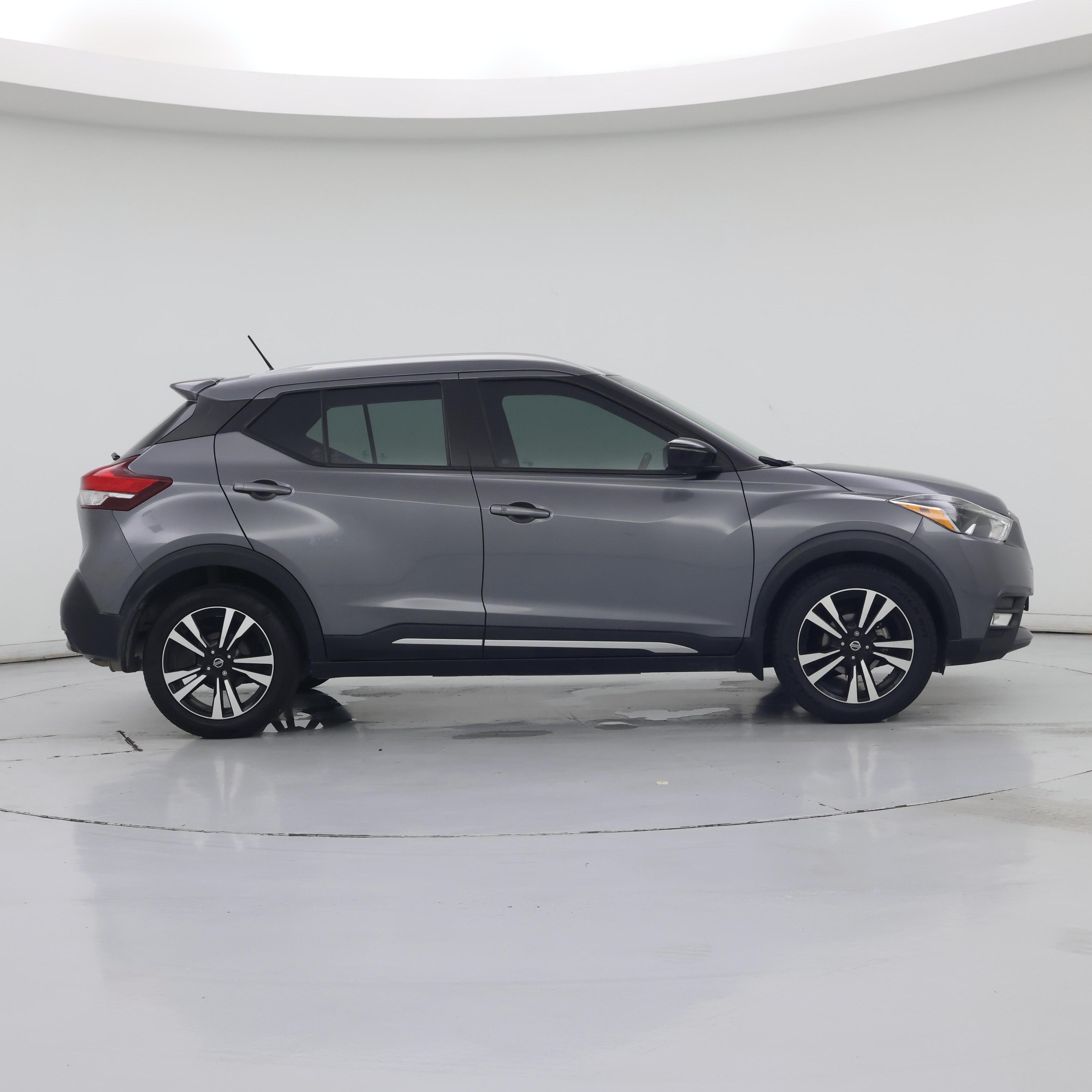 Thumbnail: 2019 Nissan Kicks - 7