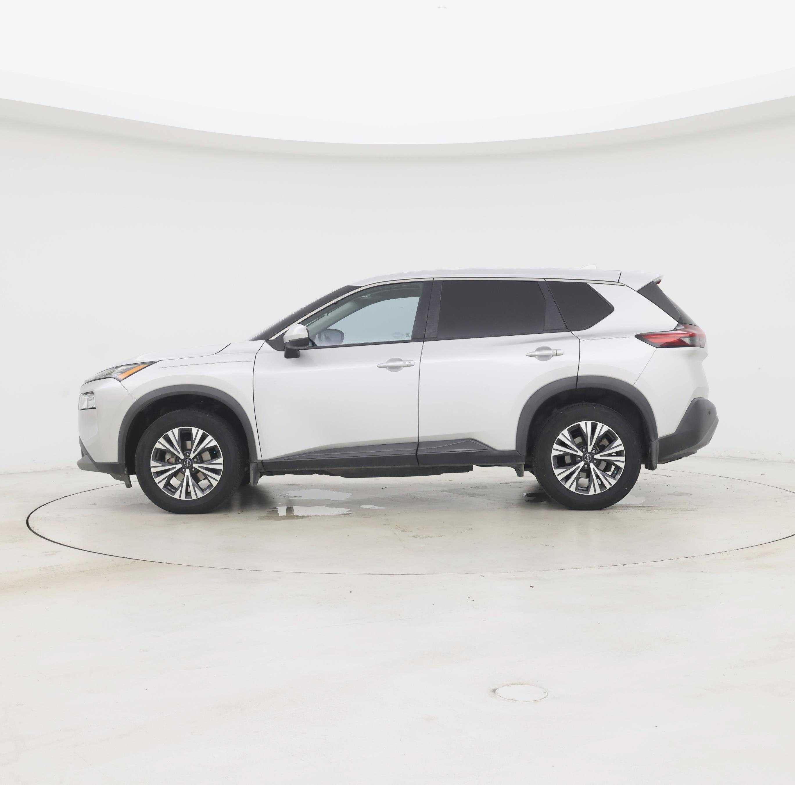 Thumbnail: 2022 Nissan Rogue - 3
