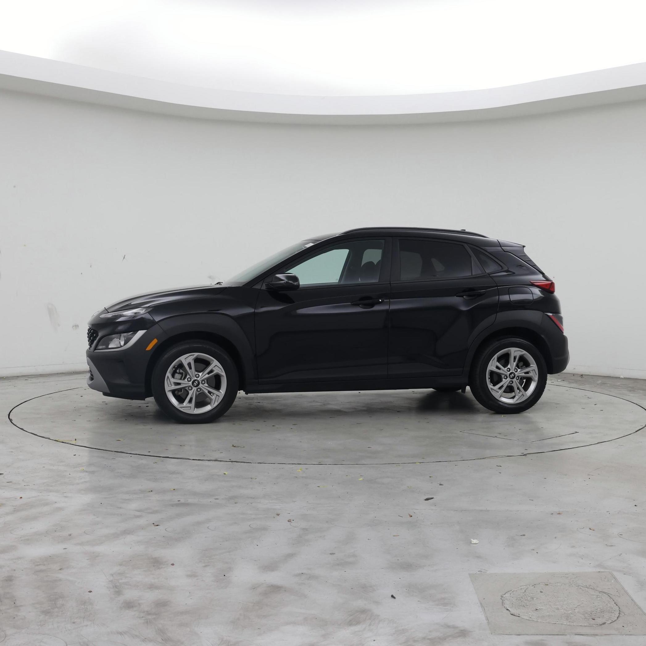 Thumbnail: 2023 Hyundai Kona - 3