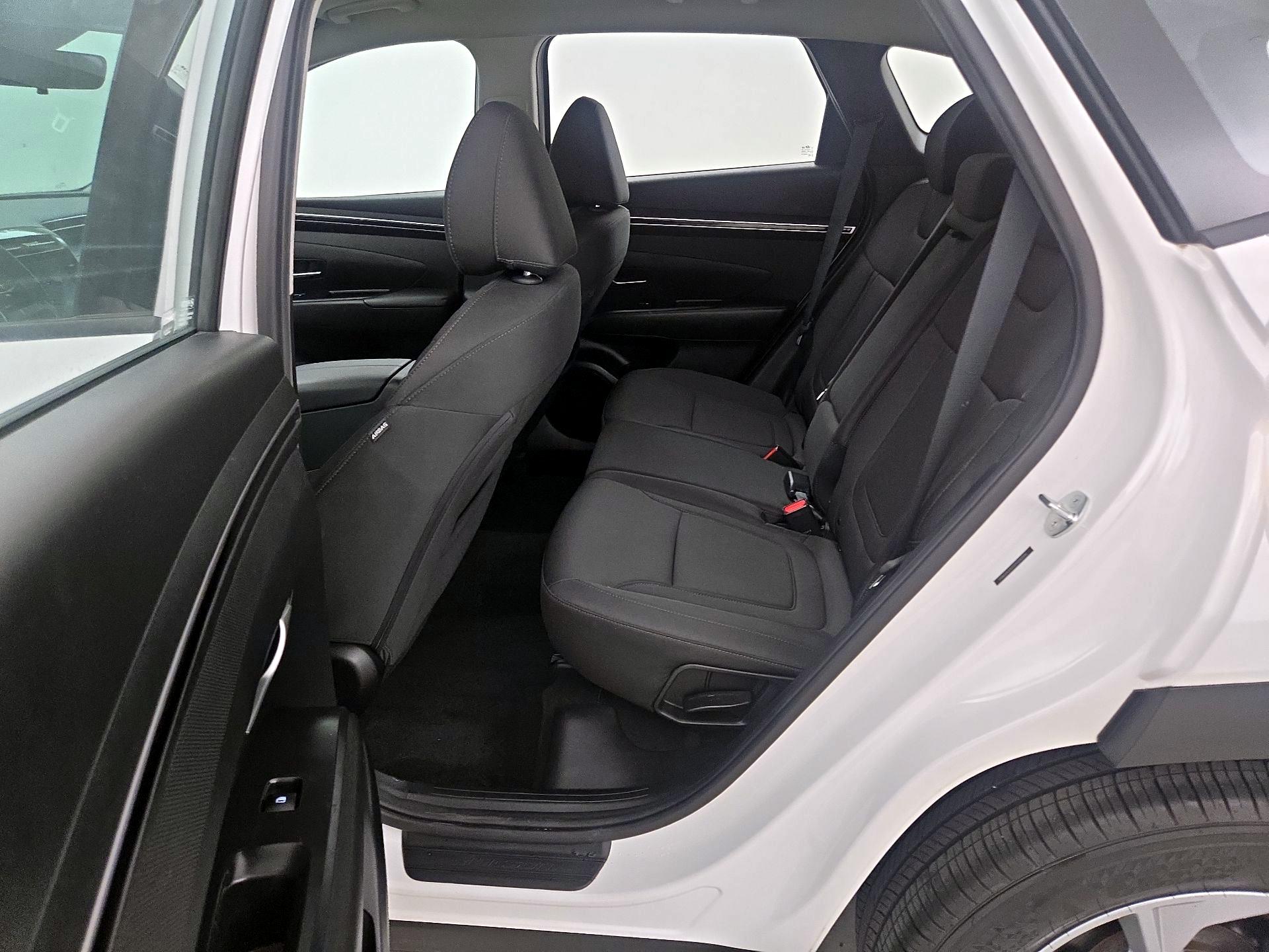 Thumbnail: 2023 Hyundai Tucson - 19