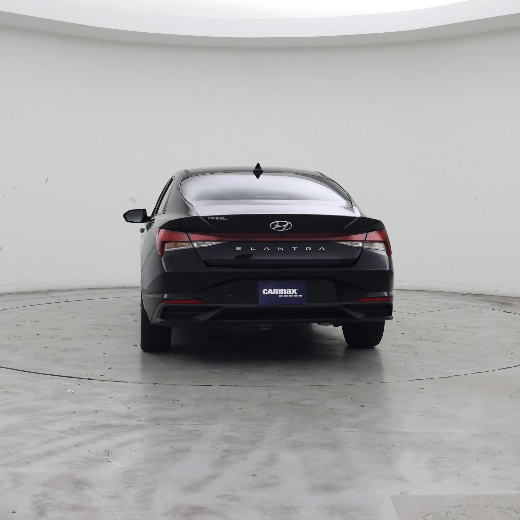 Thumbnail: 2023 Hyundai Elantra - 6