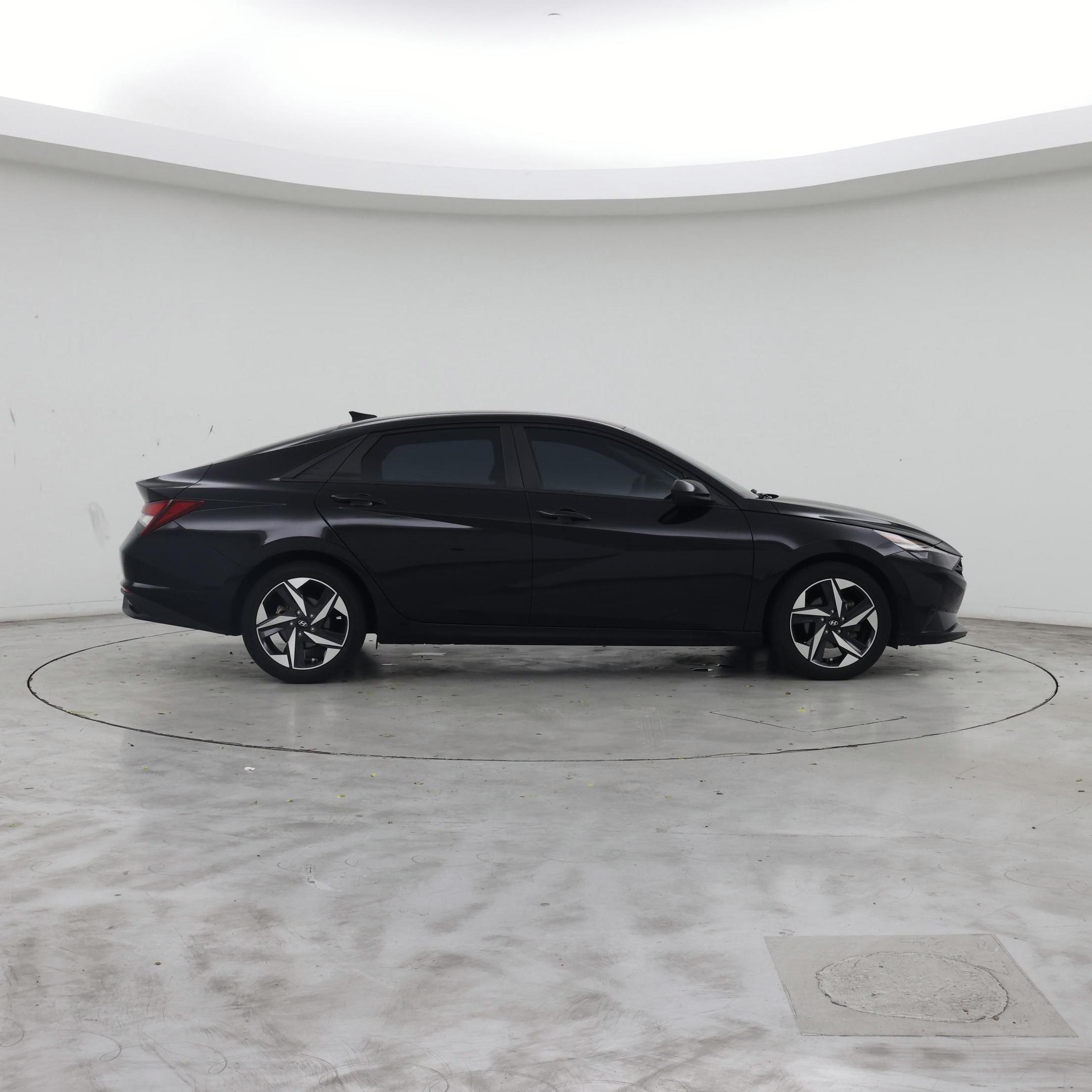 Thumbnail: 2023 Hyundai Elantra - 7