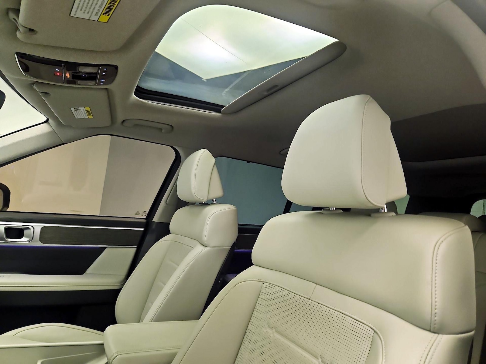 Sunroof(s) & Skylight(s)