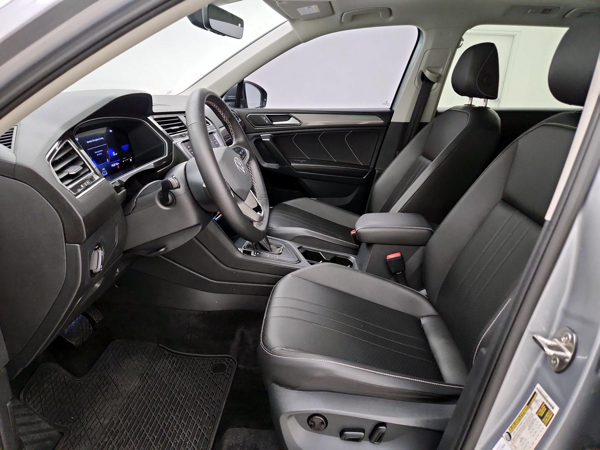 Thumbnail: 2024 Volkswagen Tiguan - 11