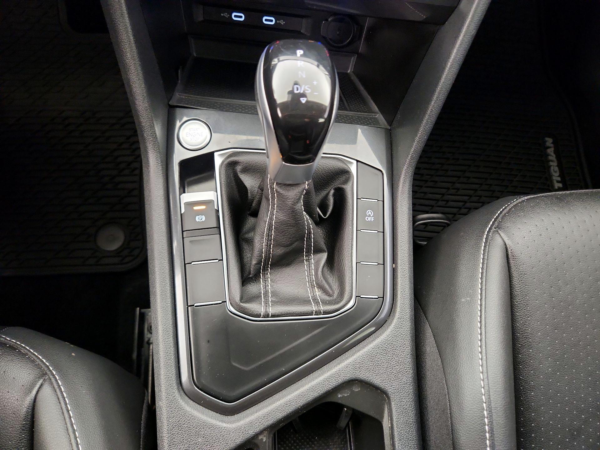 Thumbnail: 2024 Volkswagen Tiguan - 17