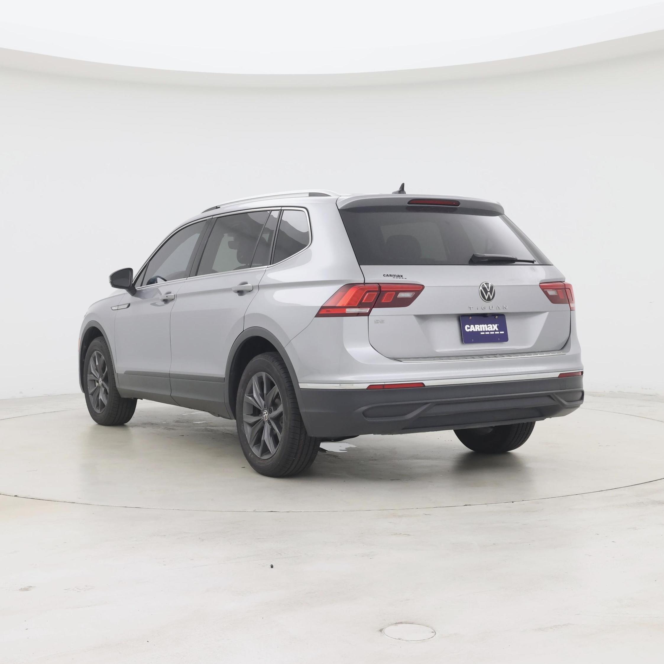 Thumbnail: 2024 Volkswagen Tiguan - 2