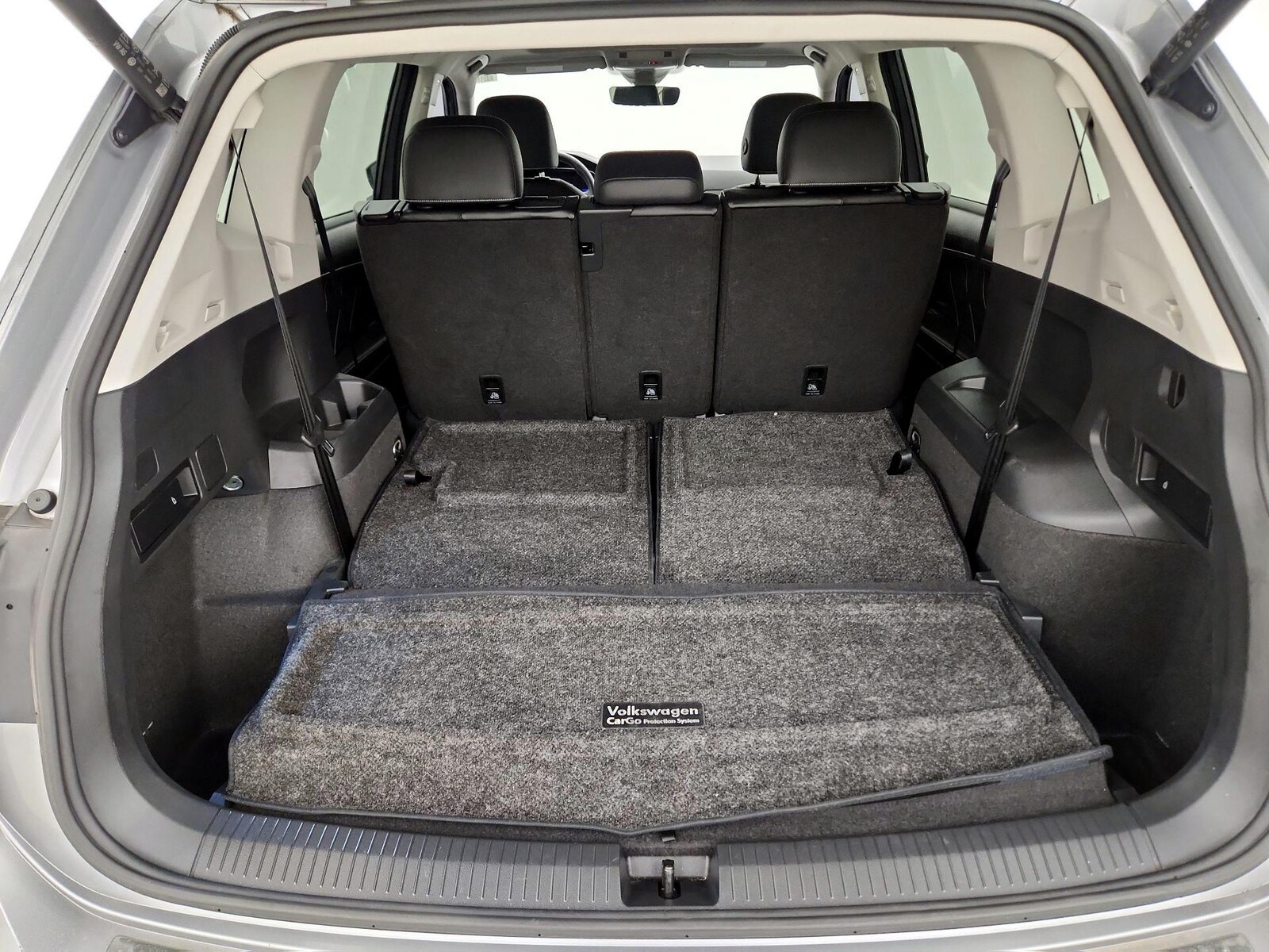 2024 Volkswagen Tiguan SE - Photo 24