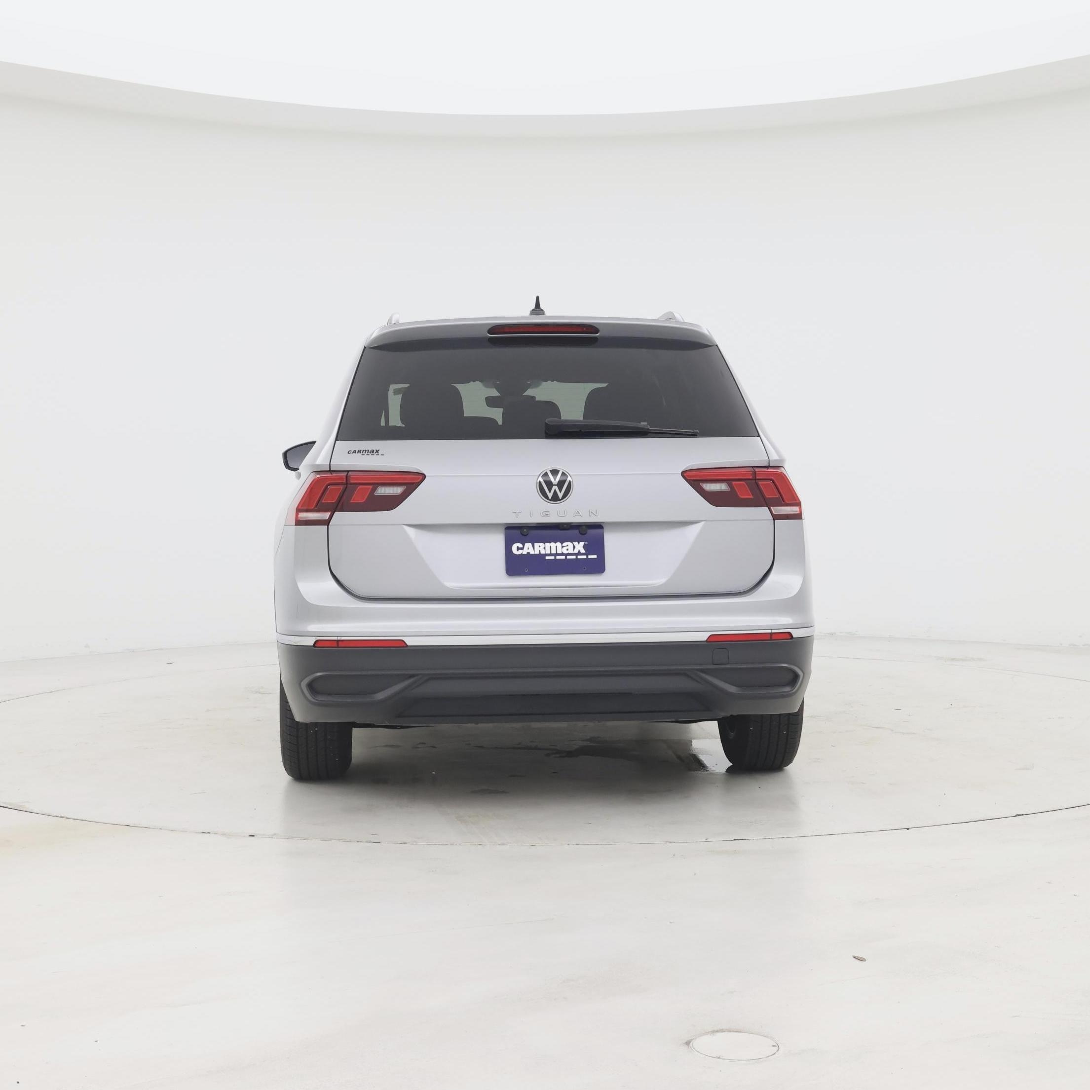 Thumbnail: 2023 Volkswagen Tiguan - 6