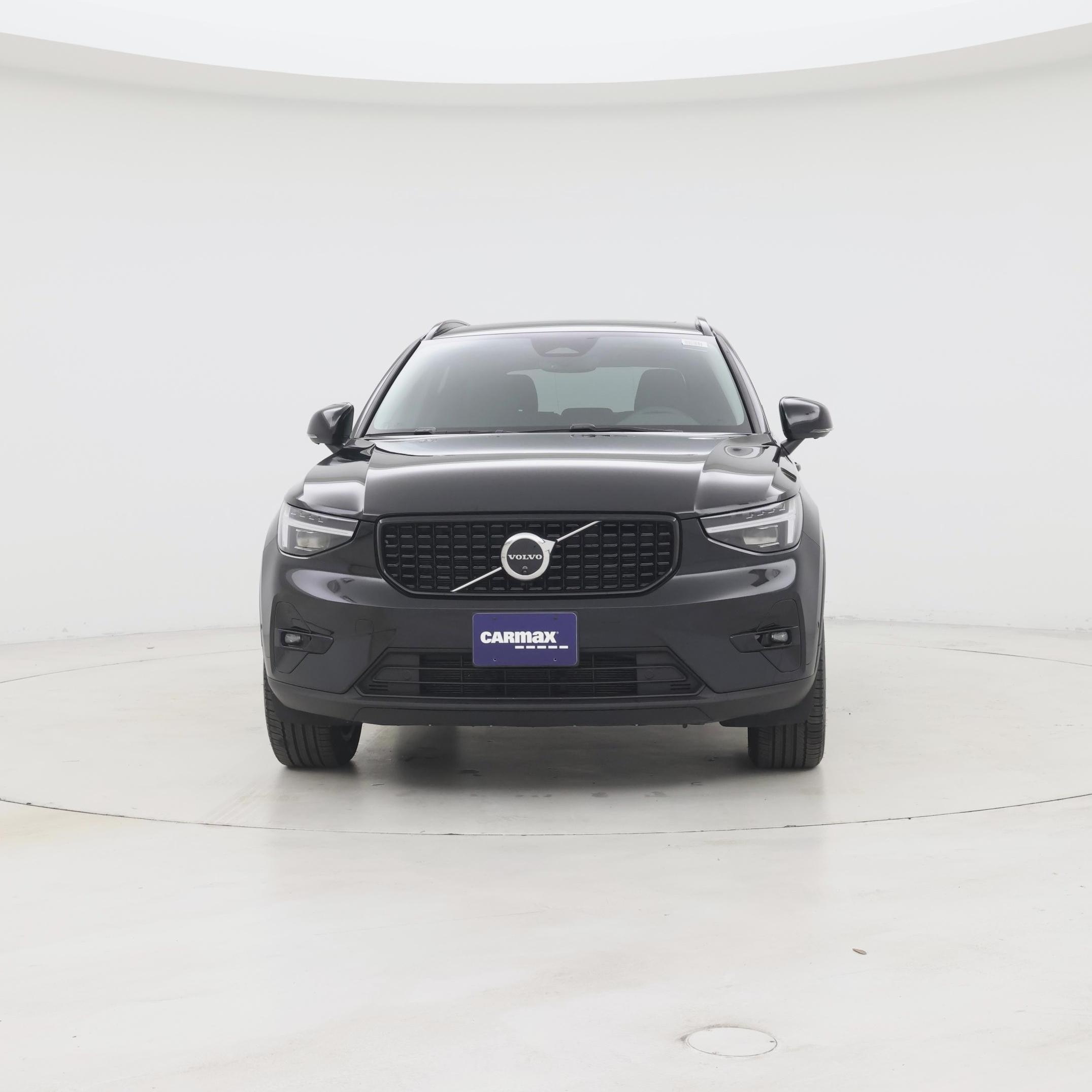 Thumbnail: 2026 Volvo XC40 - 5