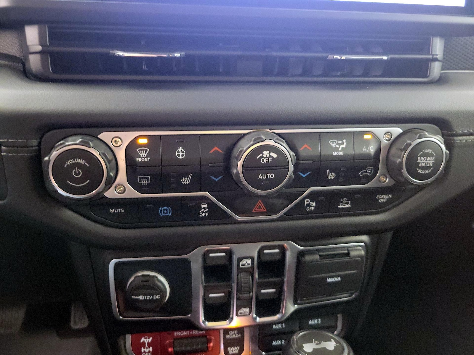 2025 Jeep Wrangler 4xe Rubicon X 4XE - Photo 18