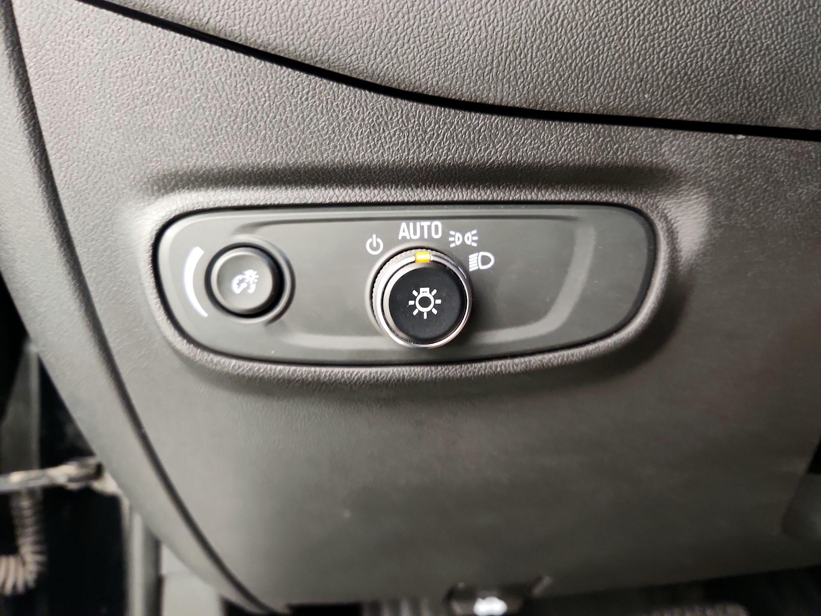 2022 Chevrolet Equinox LT - Photo 14