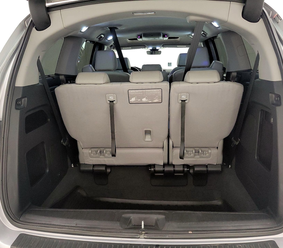 Trunk/Cargo (Seats Up)