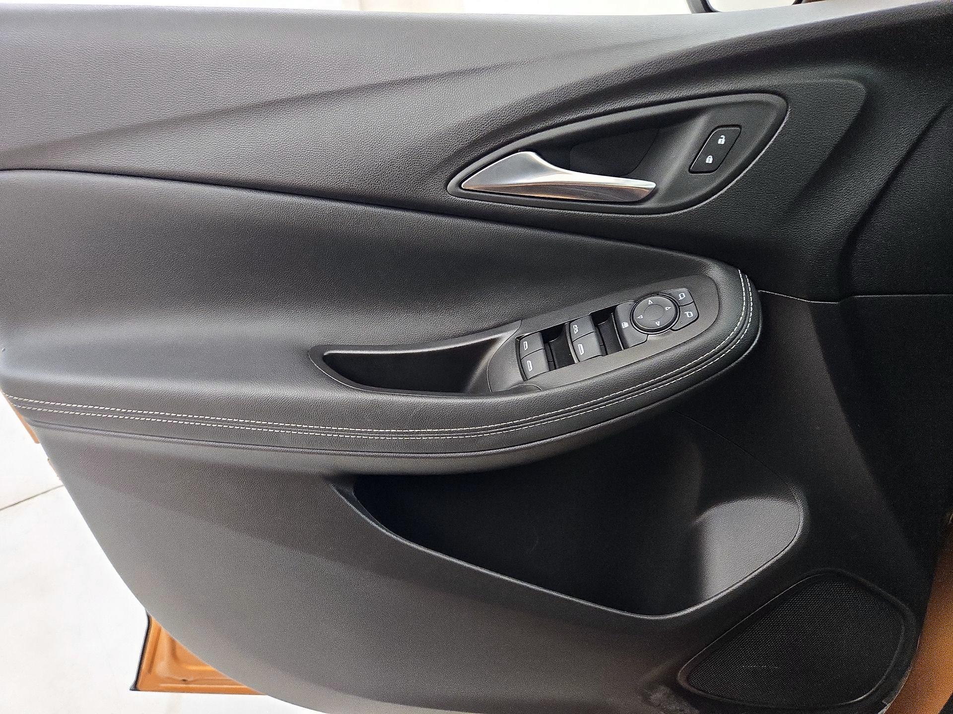 Thumbnail: 2025 Buick Encore GX - 12