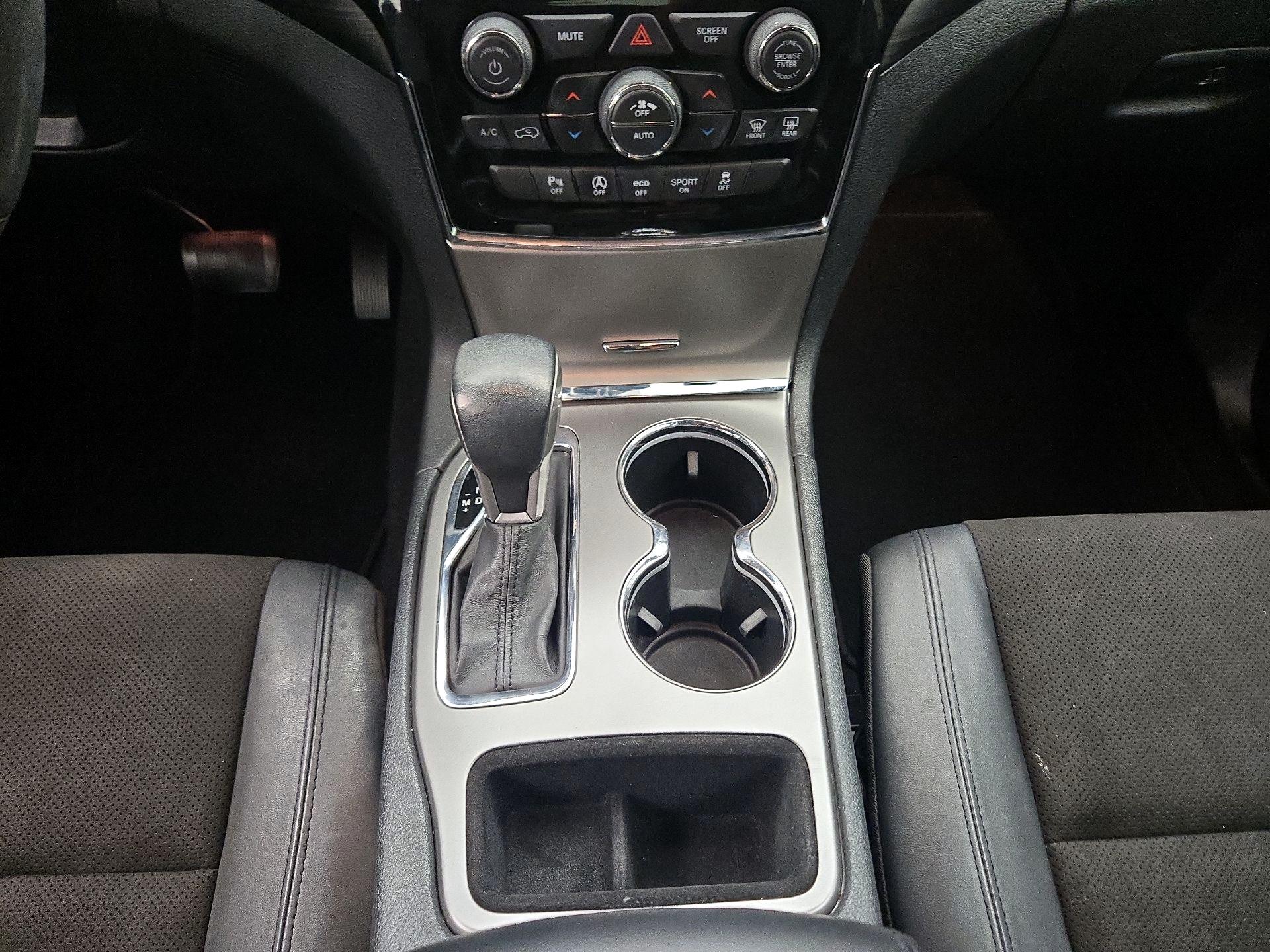 Thumbnail: 2020 Jeep Grand Cherokee - 18