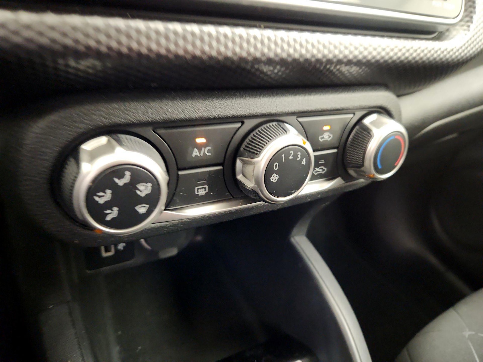 2020 Nissan Kicks S - Photo 17