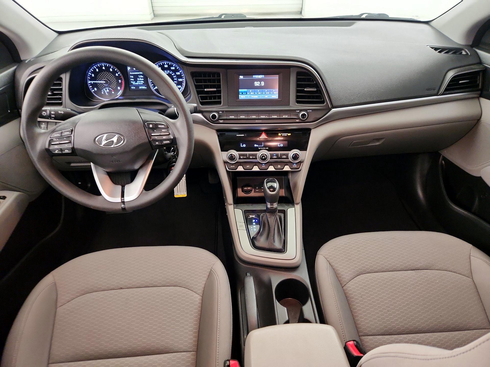 Thumbnail: 2020 Hyundai Elantra - 9