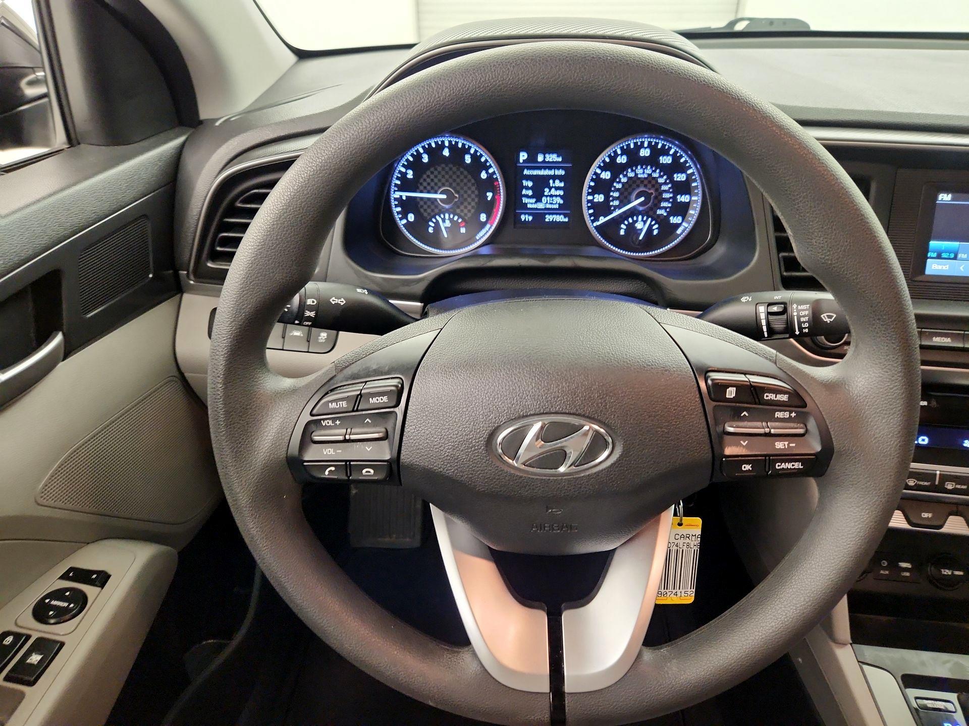 Thumbnail: 2020 Hyundai Elantra - 10