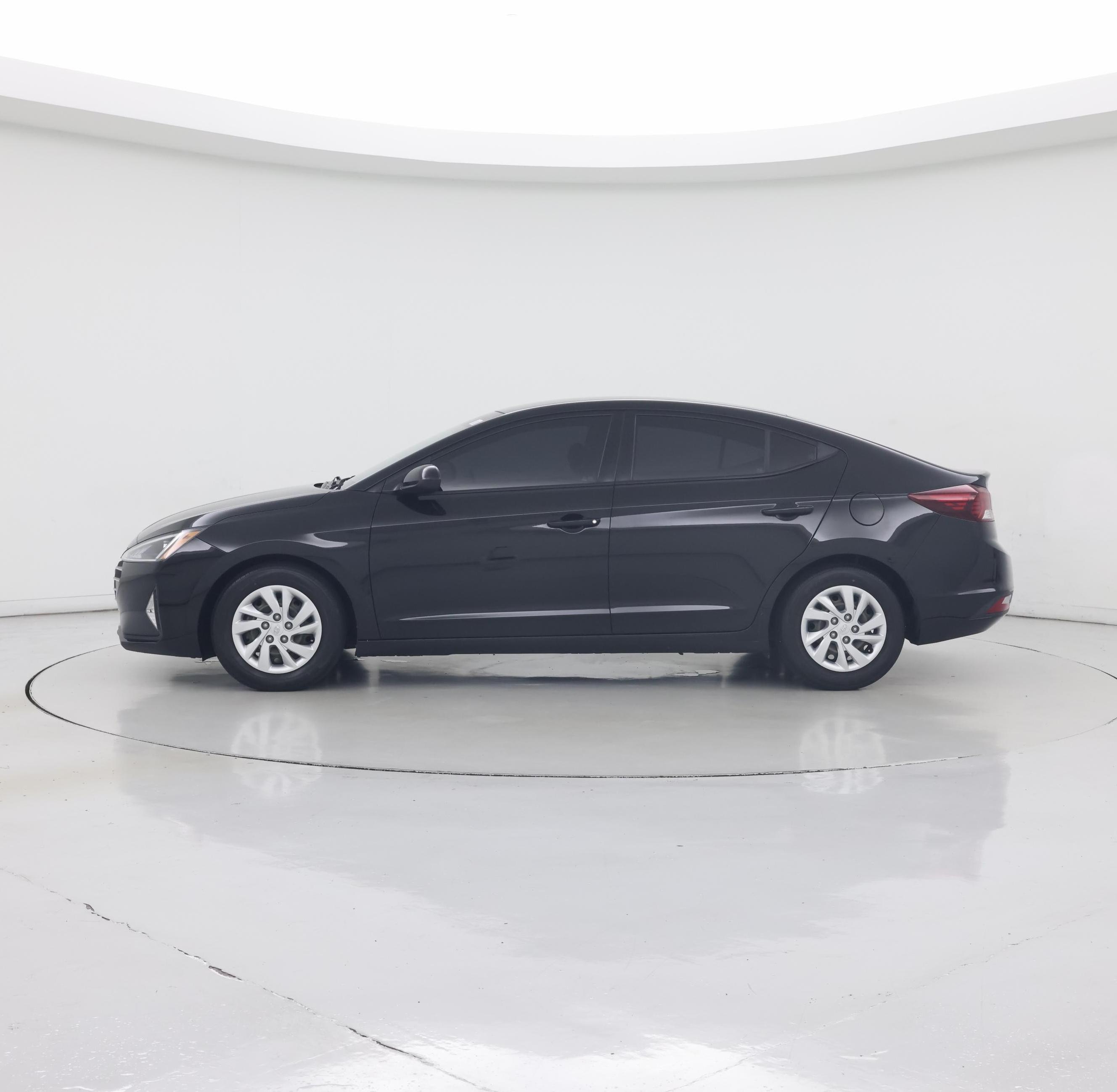 Thumbnail: 2020 Hyundai Elantra - 3