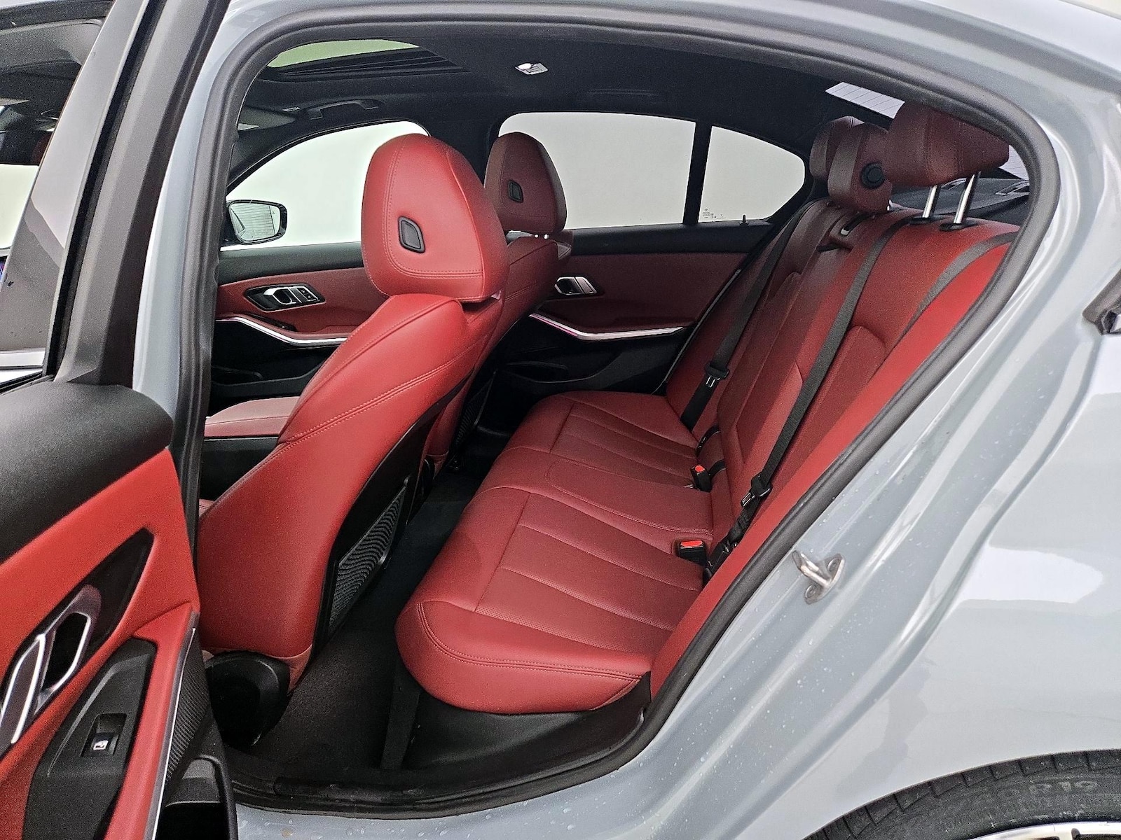 2023 BMW 3 Series 330i - Photo 22