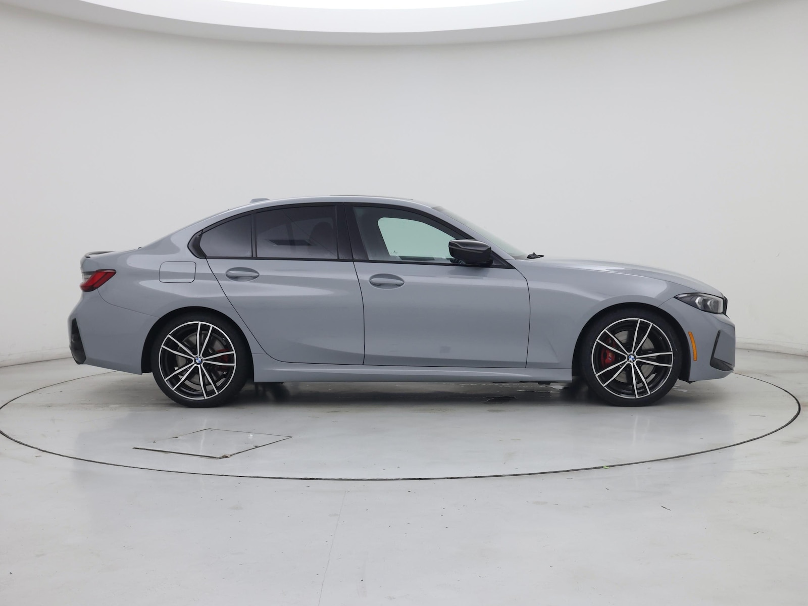 2023 BMW 3 Series 330i - Photo 8