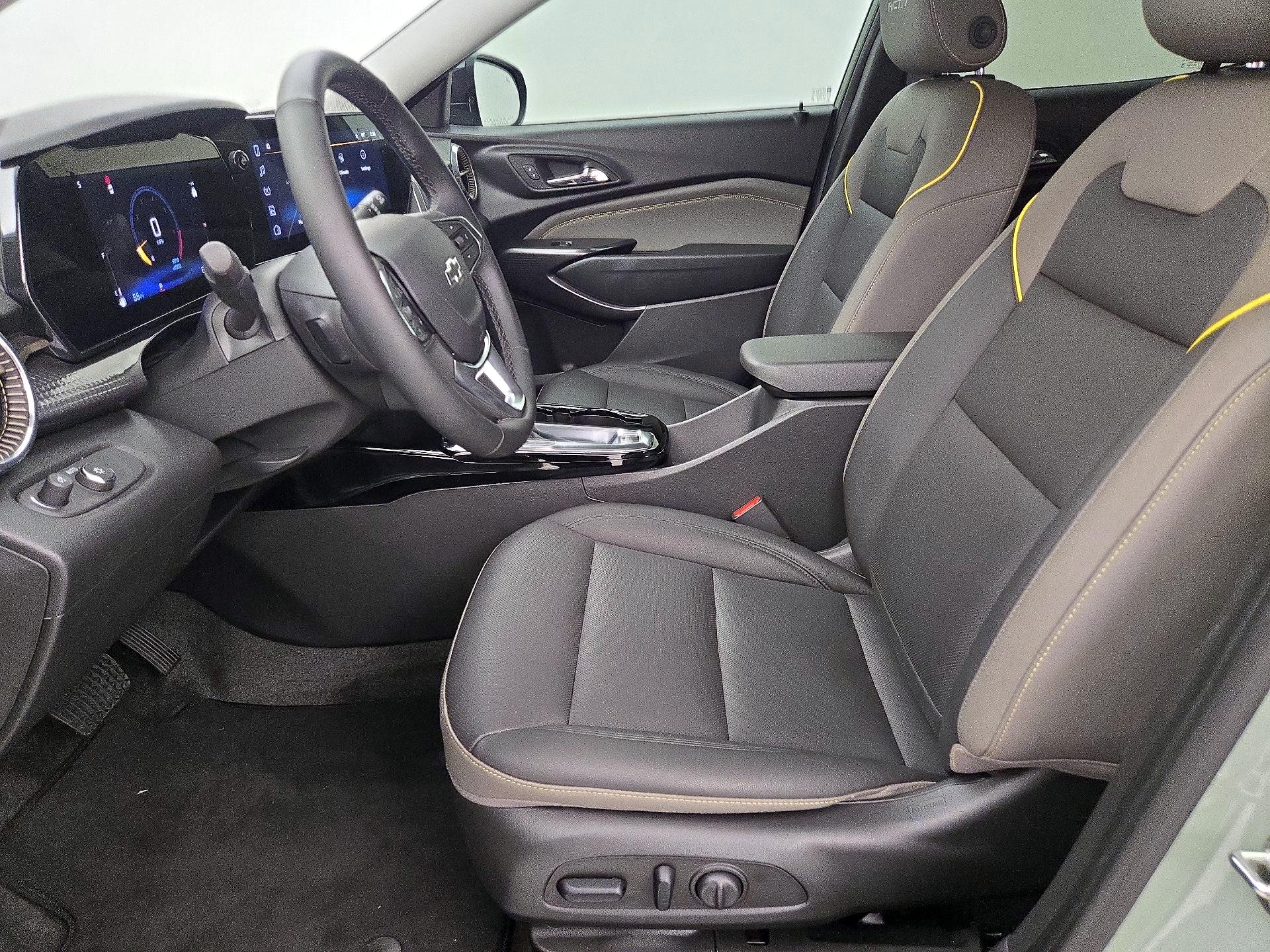 Thumbnail: 2026 Chevrolet Trax - 11