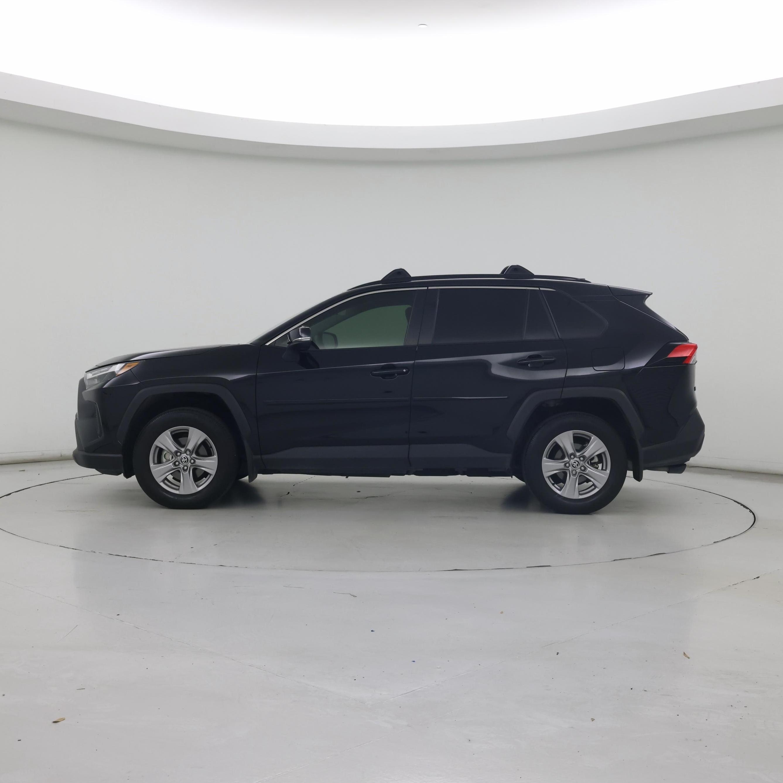 Thumbnail: 2025 Toyota RAV4 - 3