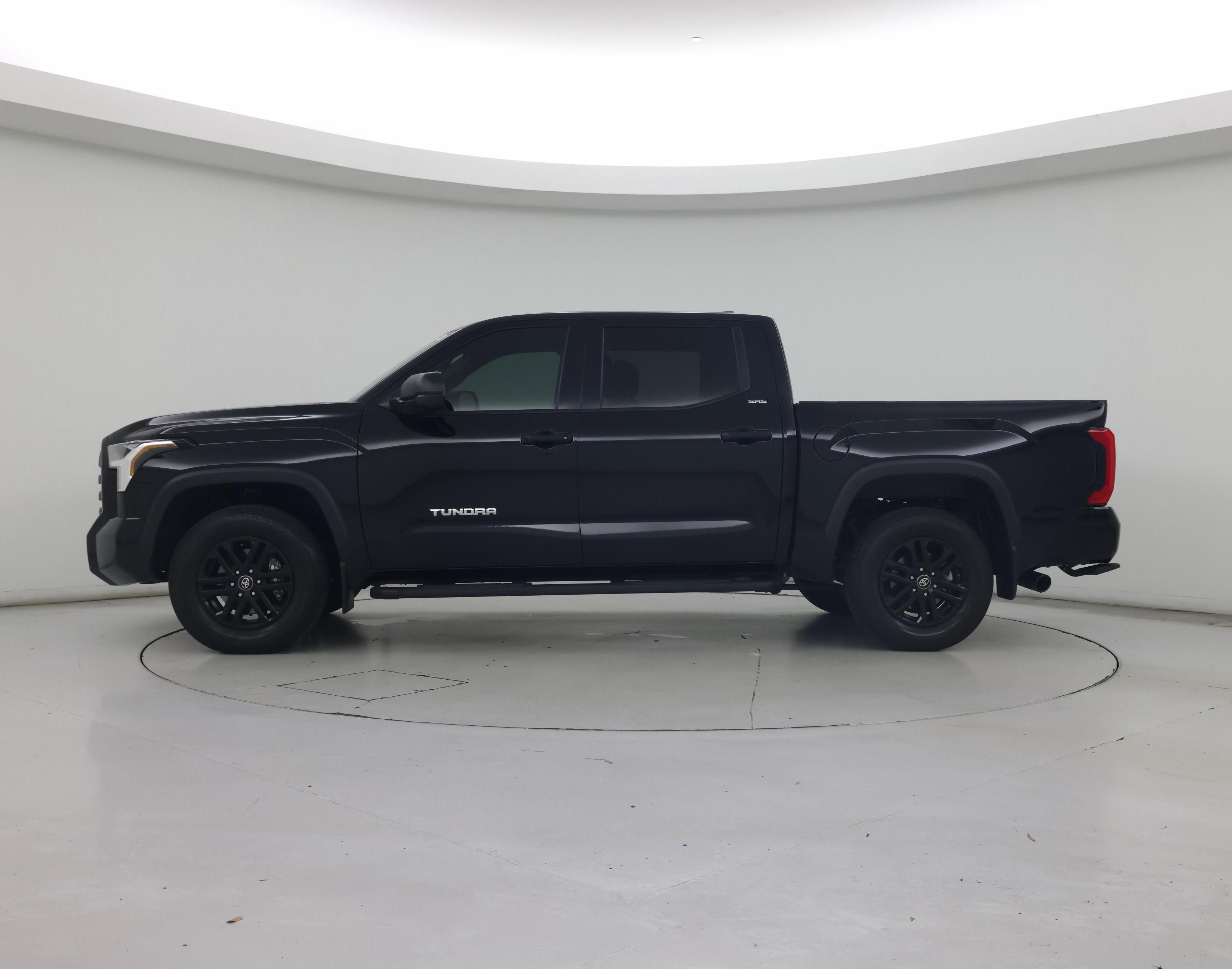 Thumbnail: 2025 Toyota Tundra - 3