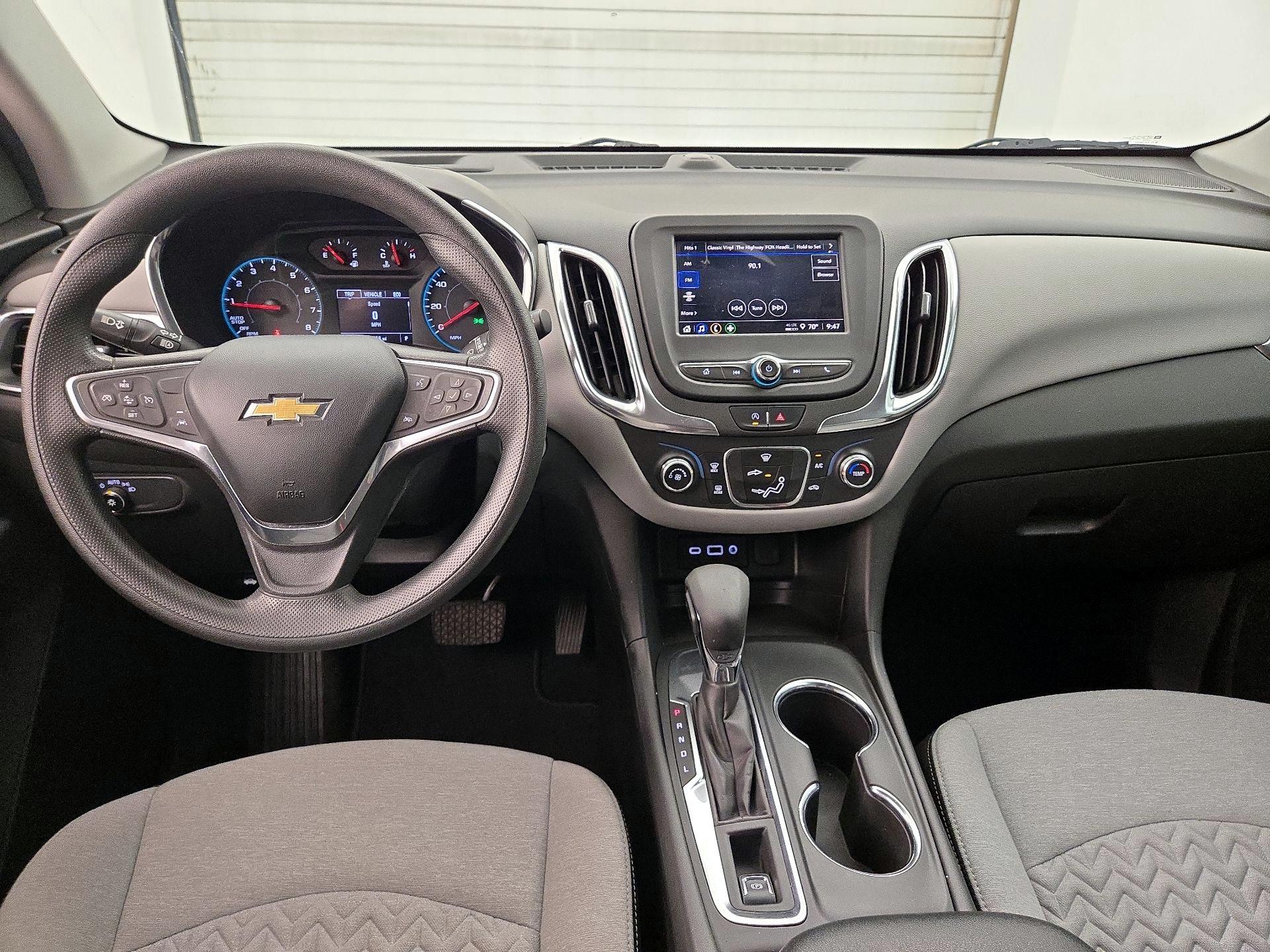 Thumbnail: 2022 Chevrolet Equinox - 9