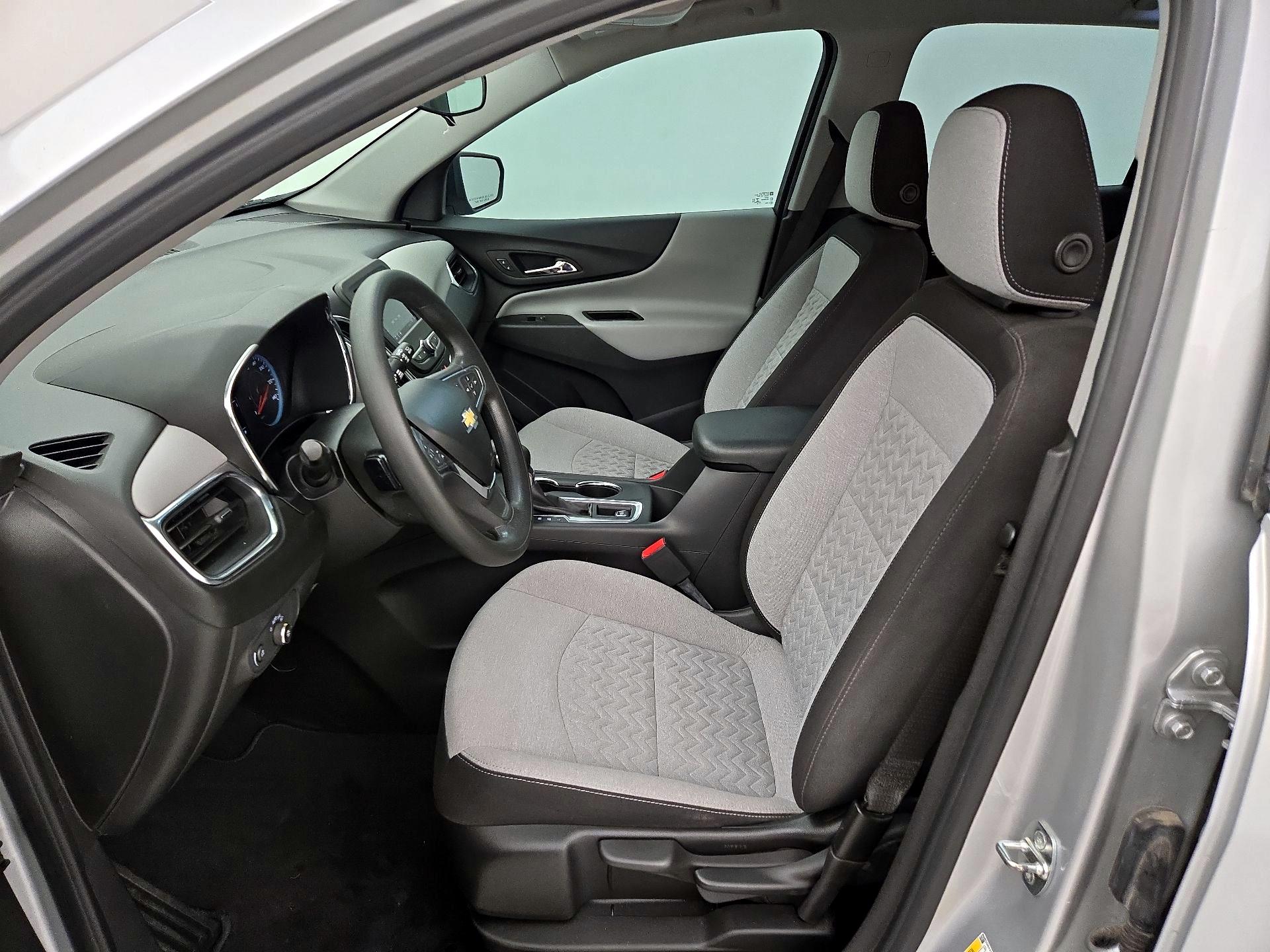 Thumbnail: 2022 Chevrolet Equinox - 11