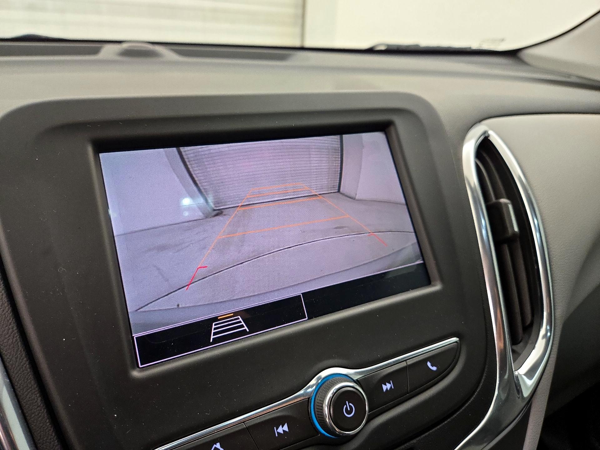Thumbnail: 2022 Chevrolet Equinox - 14